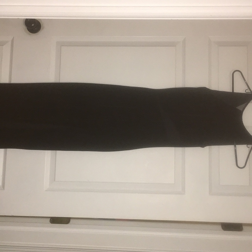 Tadashi Gown - Picture 2 of 7